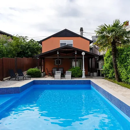Villa Oaza *